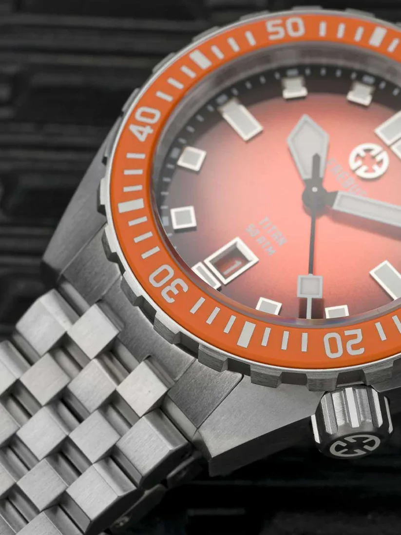 Erebus TITAN Orange Fumé with orange dial and bezel combo