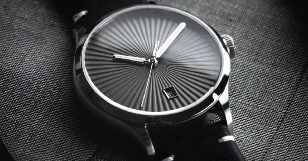 Mezei Watch Company’s Debut: A Trio of Minimalist Watches
