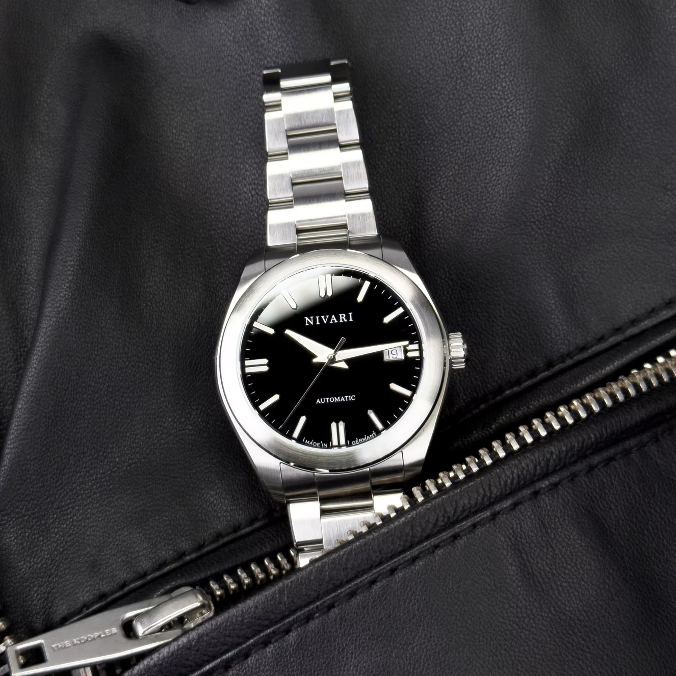 NIVARI Eden Collection Obsidian