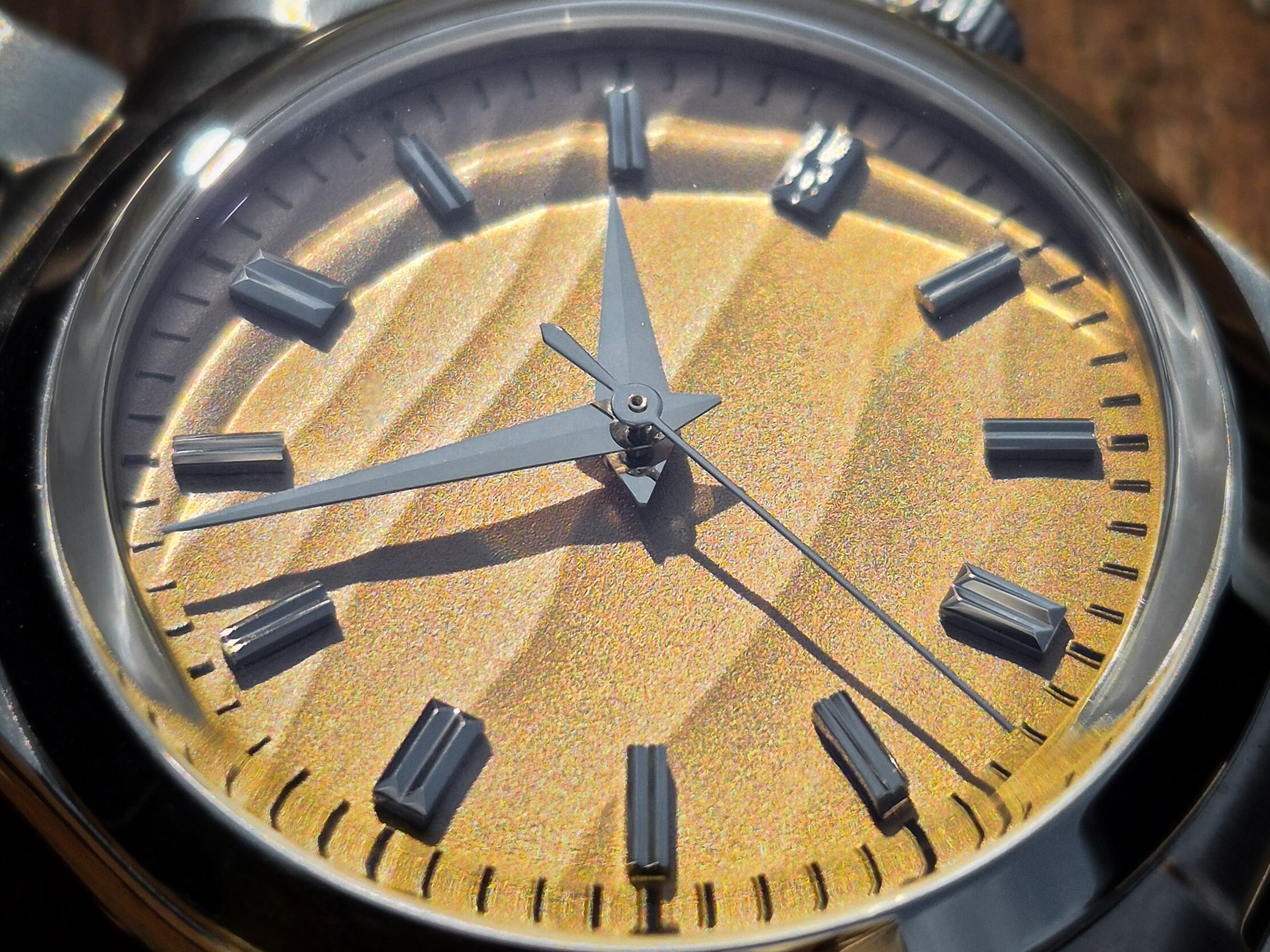 ADDIESDIVE AD2030 Sand Dial watch
