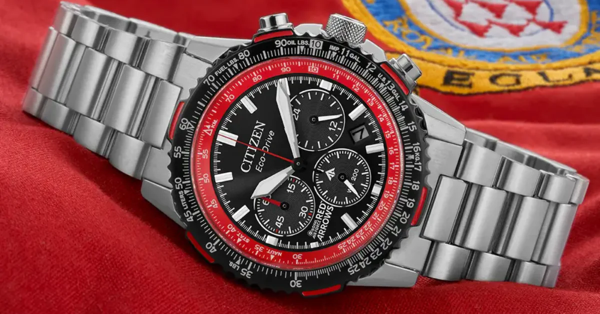Citizen Navihawk Red Arrows: A Striking RAF Tribute