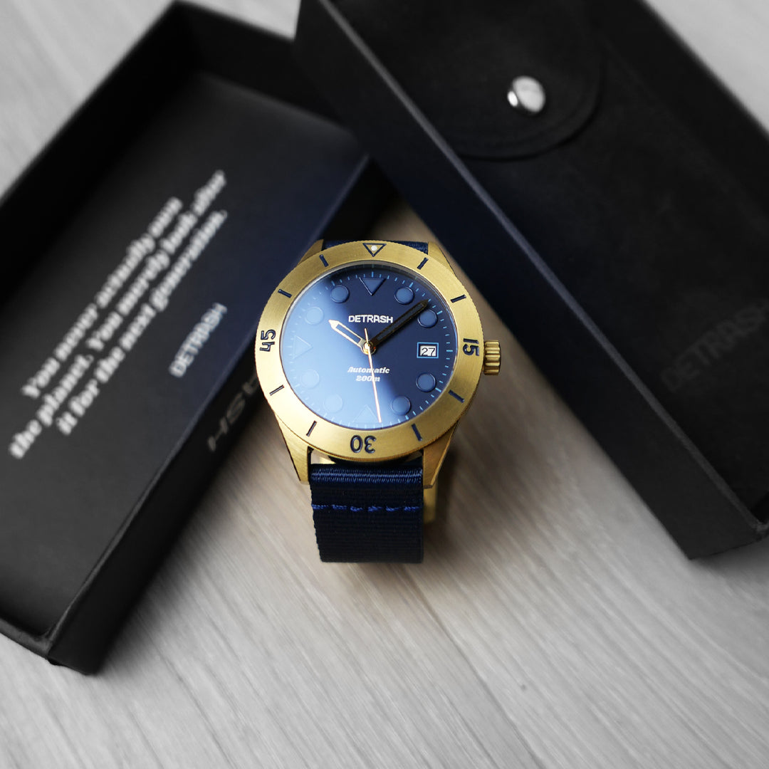 Detrash Au.M.G. – PVD-Gold Dive Watch