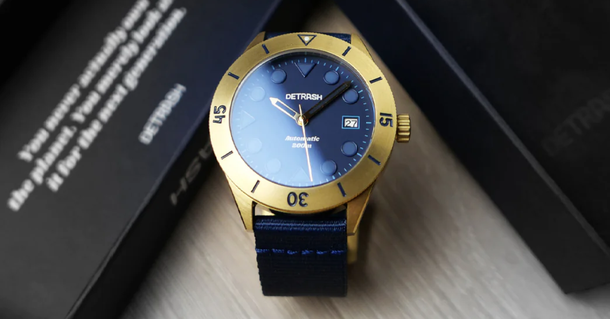 Detrash Launches the Au.M.G. – A Sustainable Dive Watch with a Golden Twist