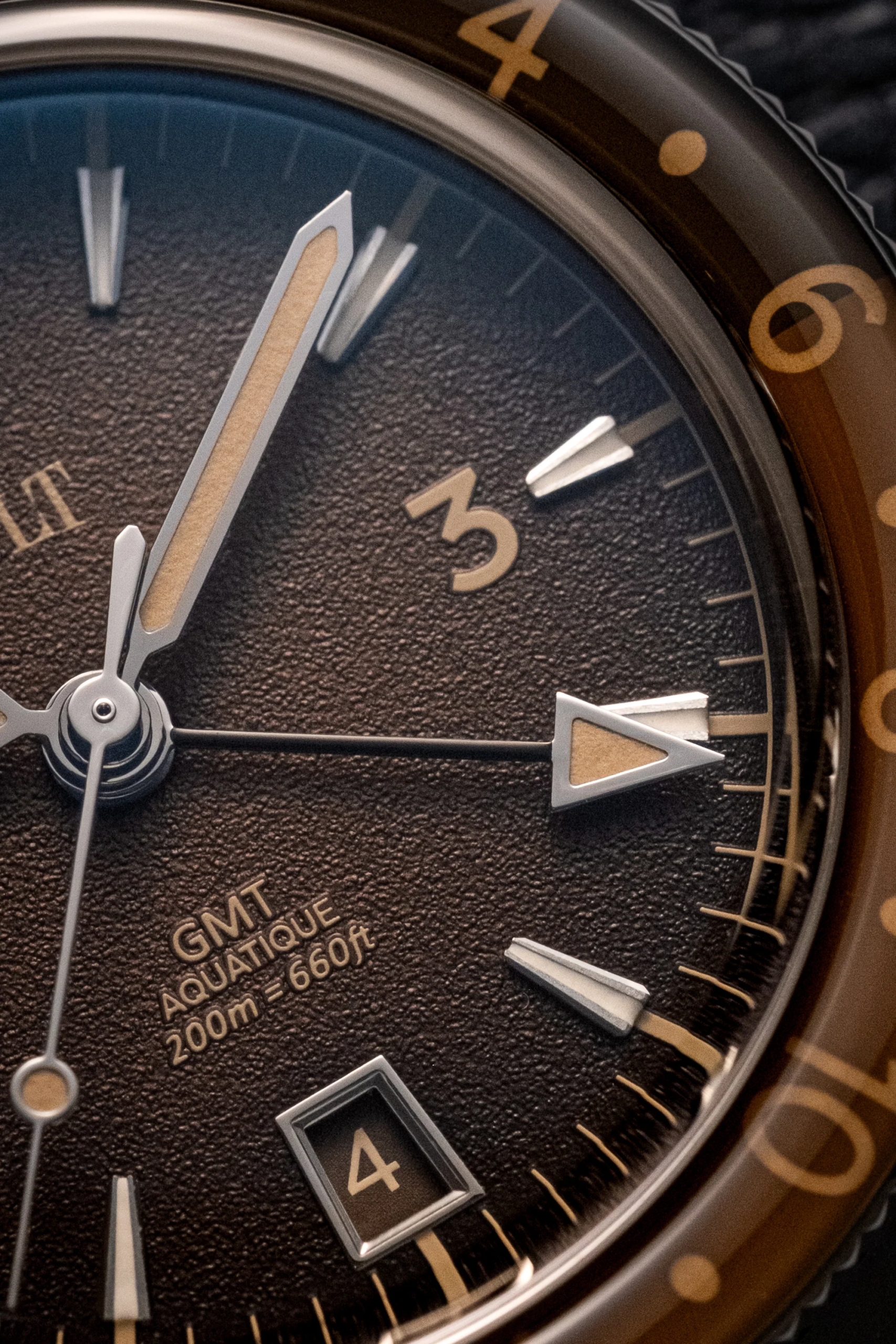 Hult Introduces the New Aquatique GMT