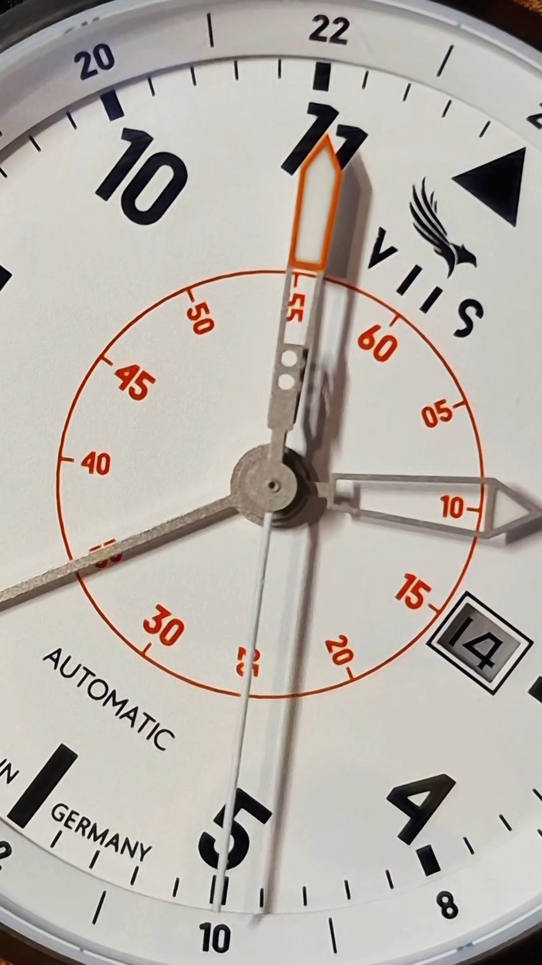 A True GMT Flieger Under €1000 — Hands-On with the VIIS Flieger GMT Levante